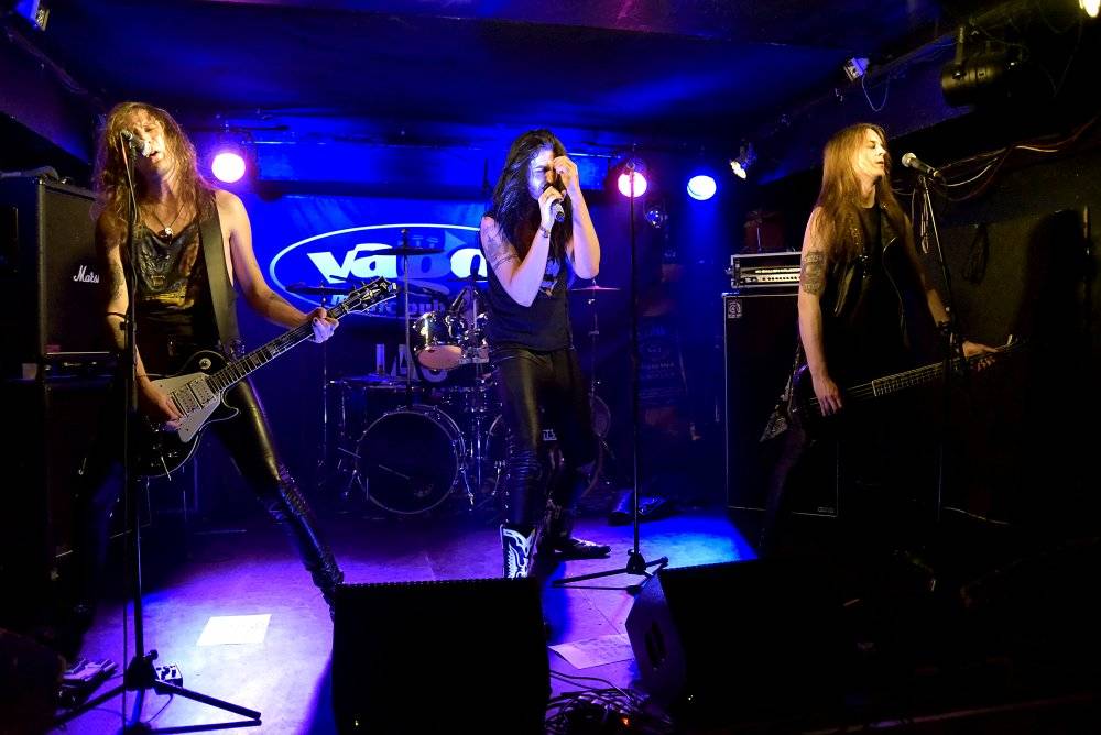 Shameless, The Agony a Nasty Ratz řádili v pražském Vagonu