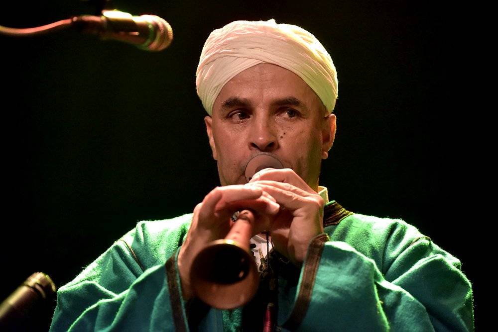 Fascinující transovní hudba z Maroka v podání Jajouka zněla Akropolí