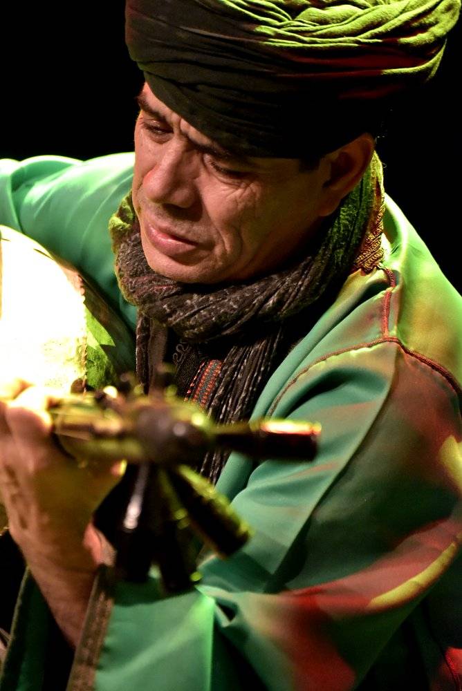 Fascinující transovní hudba z Maroka v podání Jajouka zněla Akropolí