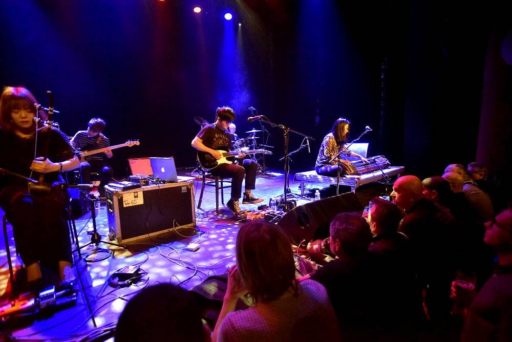 Jambinai přivezli do Prahy korejskou kulturu ve spojení s rockem