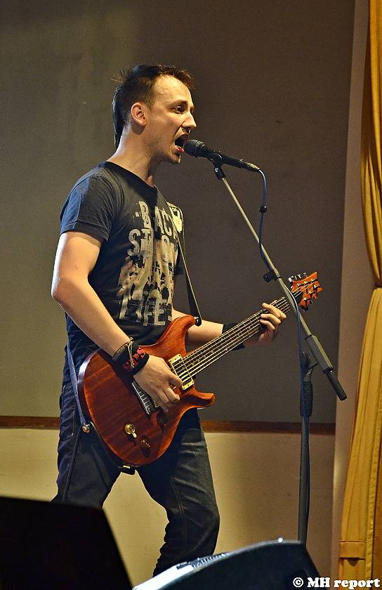 Velikonoční punkový večírek v Plzni: Šeříkovku ovládli Visací zámek a SPS