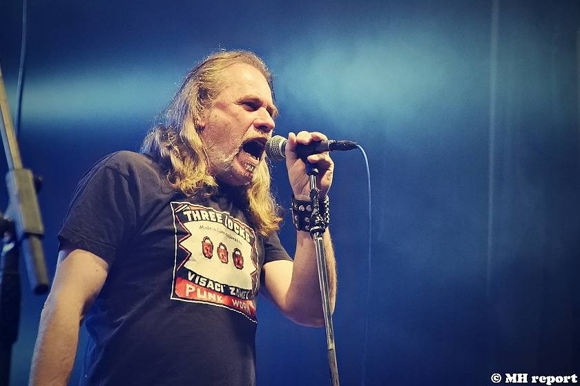 Velikonoční punkový večírek v Plzni: Šeříkovku ovládli Visací zámek a SPS