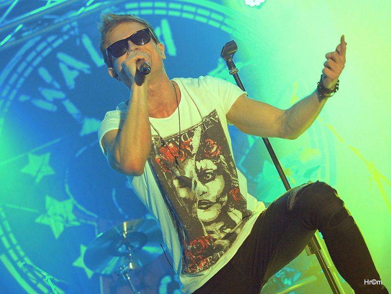 Rocková koleda v Králíkách: Za Walda Gang zpíval Miro Šmajda, Harlej opěvoval Přirození a Krucipüsk líbal rety tvý