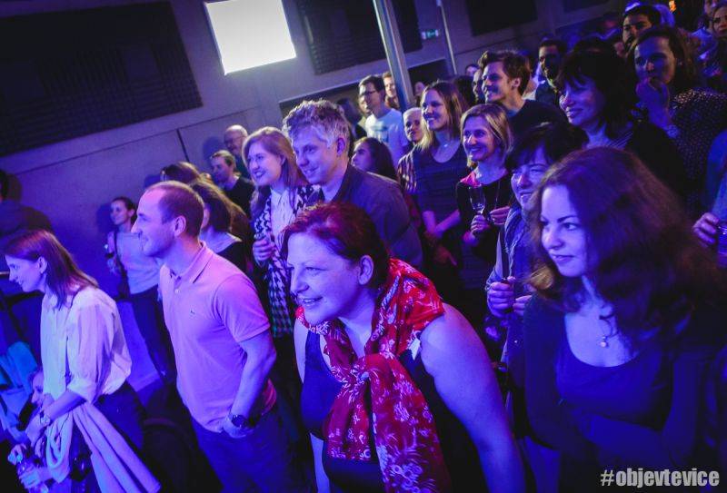 První jarní party na palubě Cargo Gallery obstarali Dan Bárta, En.dru a JeN Hovorka