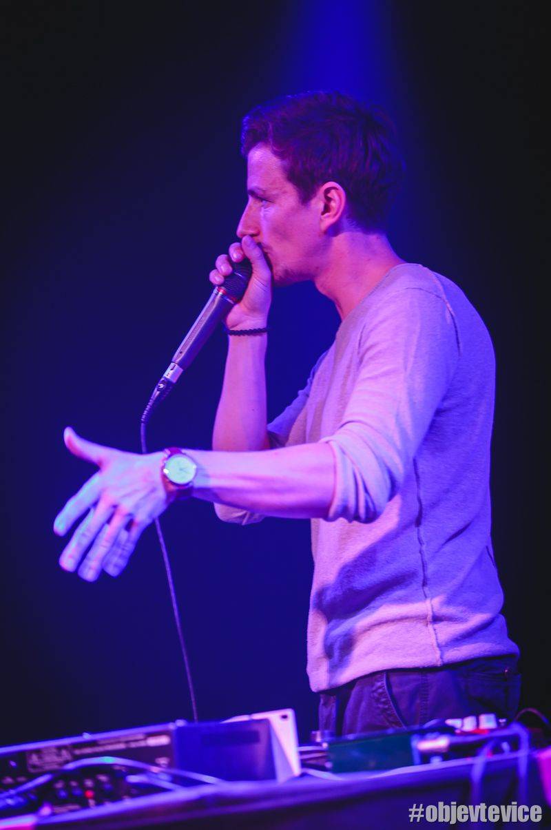 První jarní party na palubě Cargo Gallery obstarali Dan Bárta, En.dru a JeN Hovorka