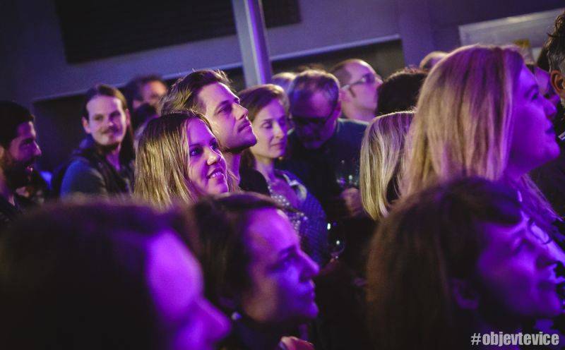 První jarní party na palubě Cargo Gallery obstarali Dan Bárta, En.dru a JeN Hovorka