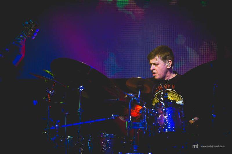 J.A.R. eskalovali dobro v Lucerna Music Baru, desku jim pokřtil Matěj Ruppert