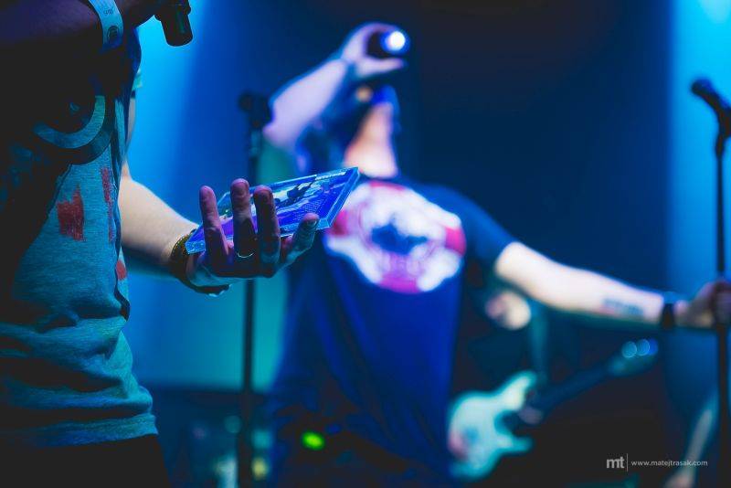 J.A.R. eskalovali dobro v Lucerna Music Baru, desku jim pokřtil Matěj Ruppert