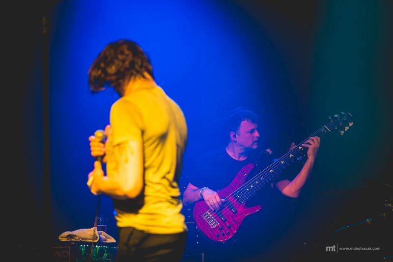 J.A.R. eskalovali dobro v Lucerna Music Baru, desku jim pokřtil Matěj Ruppert