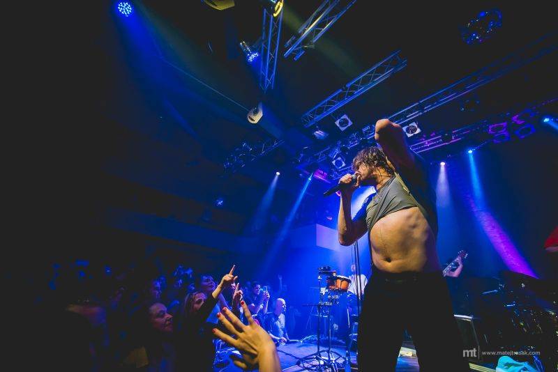 J.A.R. eskalovali dobro v Lucerna Music Baru, desku jim pokřtil Matěj Ruppert