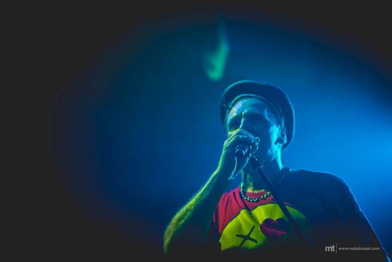 J.A.R. eskalovali dobro v Lucerna Music Baru, desku jim pokřtil Matěj Ruppert