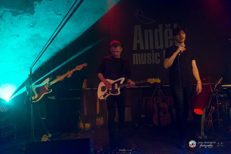 Teepee pokřtili EP Mirrors v Plzni na společném koncertě s No Distance Paradise 