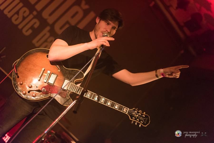 Teepee pokřtili EP Mirrors v Plzni na společném koncertě s No Distance Paradise 