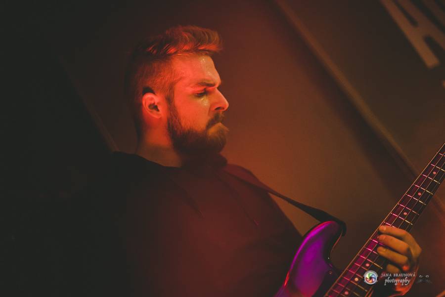 Teepee pokřtili EP Mirrors v Plzni na společném koncertě s No Distance Paradise 