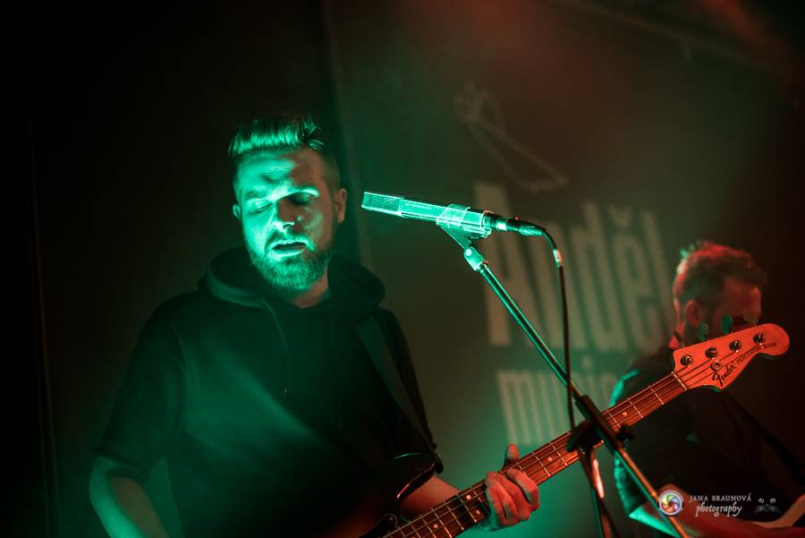 Teepee pokřtili EP Mirrors v Plzni na společném koncertě s No Distance Paradise 