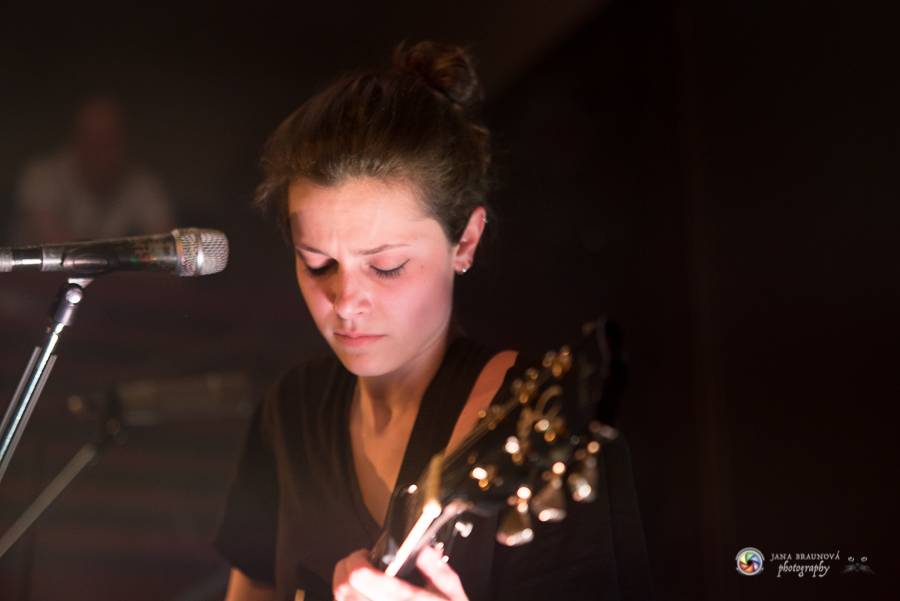 Teepee pokřtili EP Mirrors v Plzni na společném koncertě s No Distance Paradise 