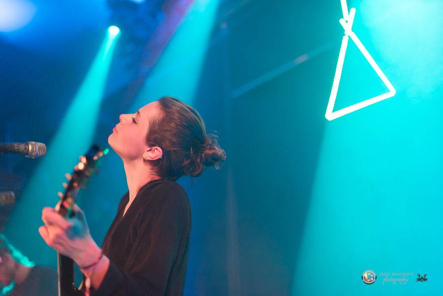 Teepee pokřtili EP Mirrors v Plzni na společném koncertě s No Distance Paradise 