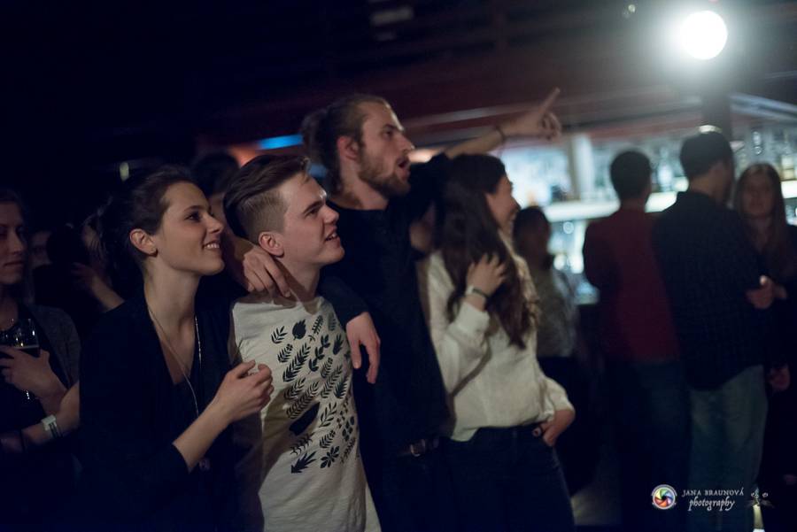 Teepee pokřtili EP Mirrors v Plzni na společném koncertě s No Distance Paradise 