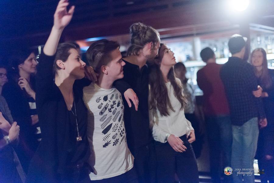 Teepee pokřtili EP Mirrors v Plzni na společném koncertě s No Distance Paradise 