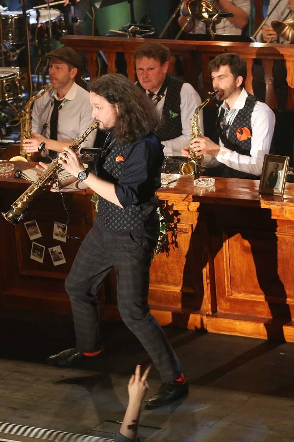 B-Side Band a Vojta Dyk třikrát vyprodali Brno, na prvním koncertě servírovali i whisky