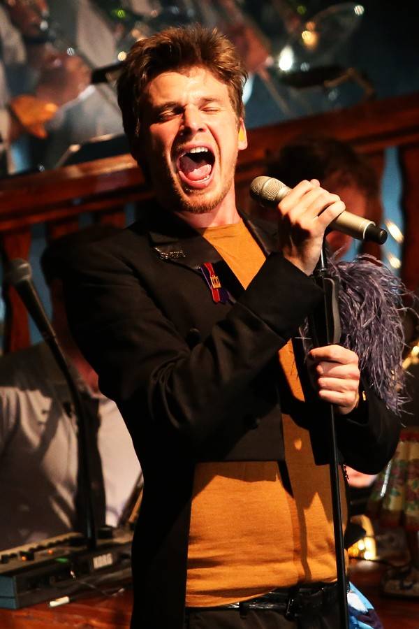 B-Side Band a Vojta Dyk třikrát vyprodali Brno, na prvním koncertě servírovali i whisky