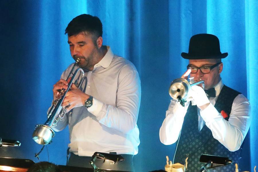 B-Side Band a Vojta Dyk třikrát vyprodali Brno, na prvním koncertě servírovali i whisky