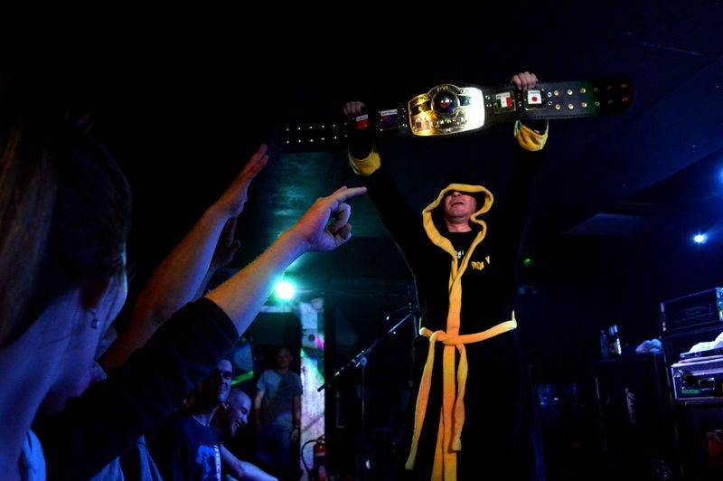 Dog Eat Dog zavítali v rámci českého turné do Rock Café, atmosféra byla skvělá