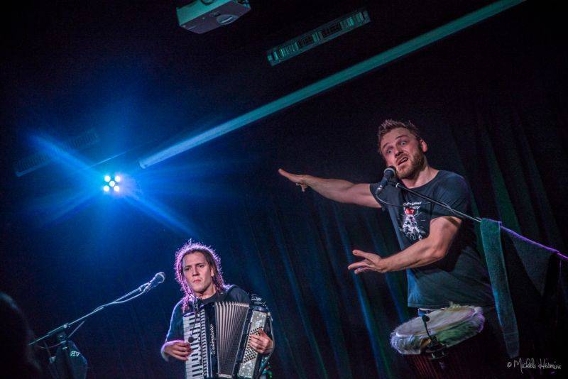 Vasilův rubáš bavil vtipnými texty i chytlavými melodiemi