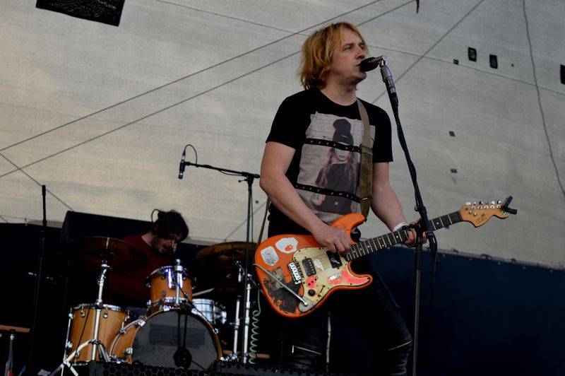 Pražský Majáles: Tomáš Klus, Aneta Langerová, Mandrage, Vypsaná Fixa a další bavili i v bahně