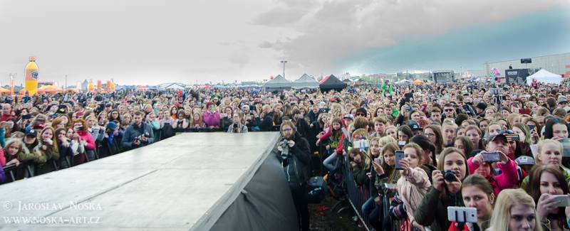 Utubering v Praze: Slza, ATMO music, Sebastian a YouTubeři se sešli v Letňanech