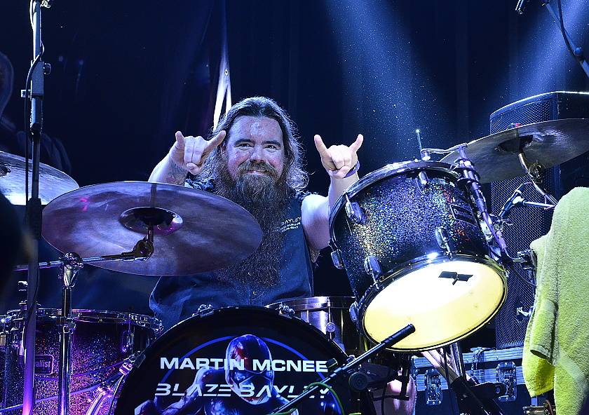 Bývalý zpěvák Iron Maiden Blaze Bayley slavil pálení čarodějnic v plzeňské Šeříkovce