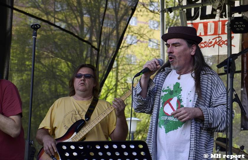 Milník času ve Chvojkových lomech: Starý psi, Postregenerace a další hráli v Plzni