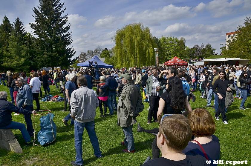 Milník času ve Chvojkových lomech: Starý psi, Postregenerace a další hráli v Plzni