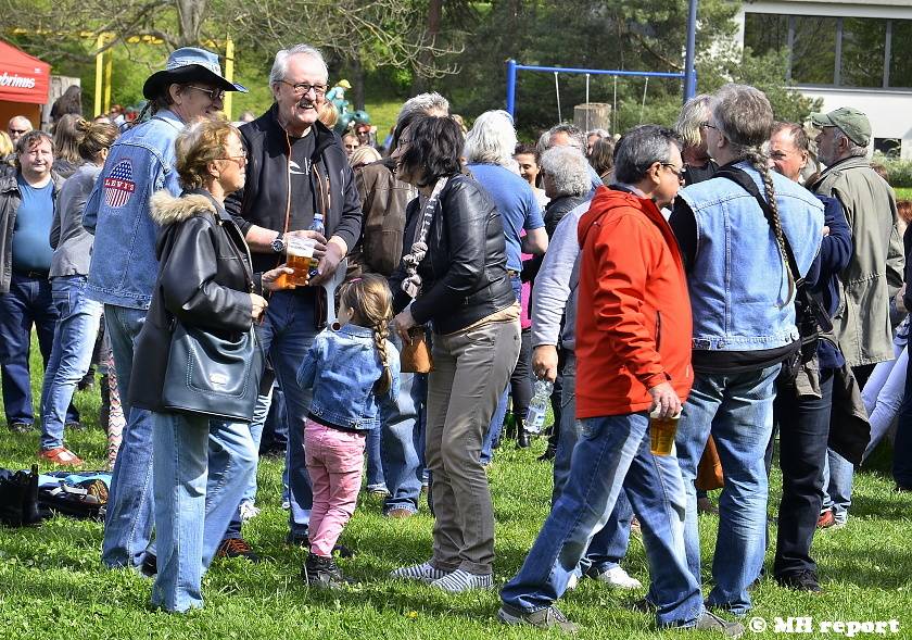Milník času ve Chvojkových lomech: Starý psi, Postregenerace a další hráli v Plzni