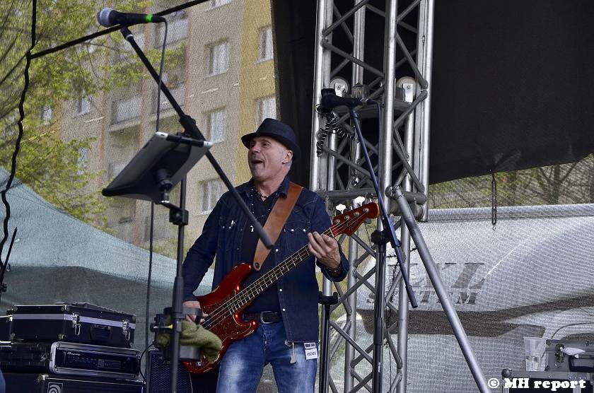 Milník času ve Chvojkových lomech: Starý psi, Postregenerace a další hráli v Plzni