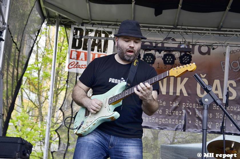 Milník času ve Chvojkových lomech: Starý psi, Postregenerace a další hráli v Plzni