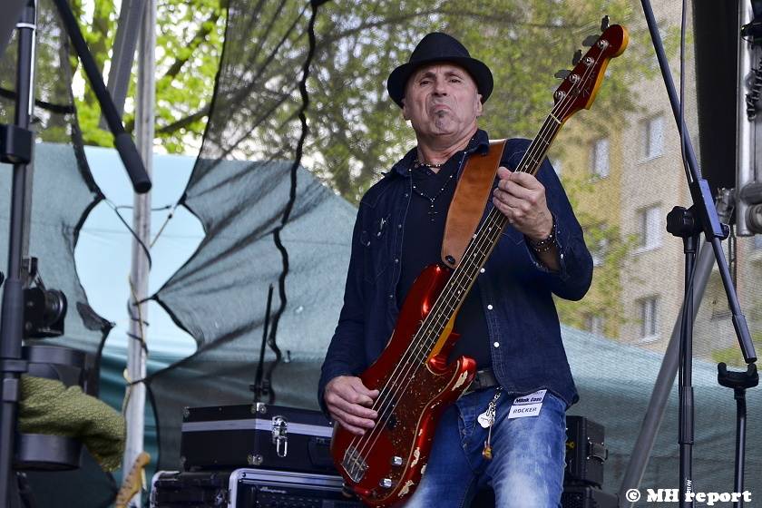 Milník času ve Chvojkových lomech: Starý psi, Postregenerace a další hráli v Plzni