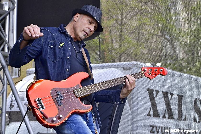 Milník času ve Chvojkových lomech: Starý psi, Postregenerace a další hráli v Plzni