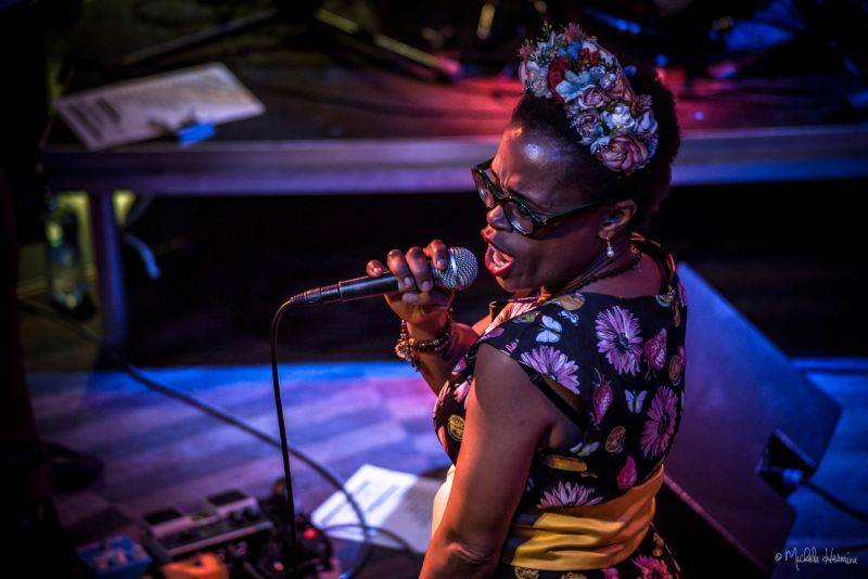 Bluesová Tonya Graves si získala ovace pražského Lucerna Music Baru