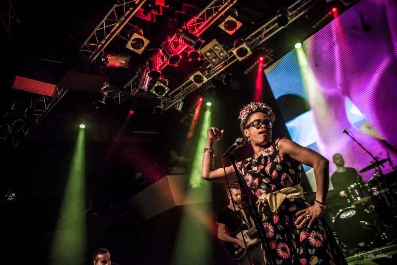 Bluesová Tonya Graves si získala ovace pražského Lucerna Music Baru