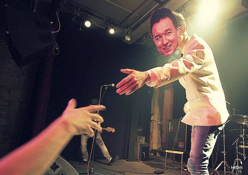 Buřtovi z Walda Gangu k padesátinám gratulovali Vláďa Šafránek, Abraxas i dvojník Karla Gotta