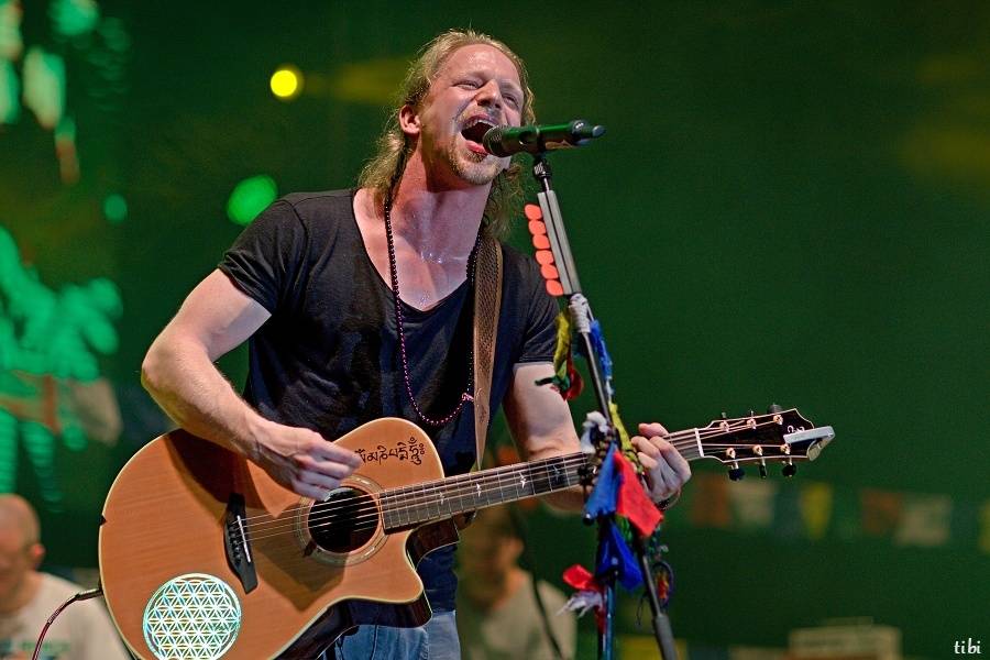 Zimní stadion v Českých Budějovicích ovládla hudební extraliga: Tomáš Klus, Lenny, Tata Bojs nebo Monkey Business