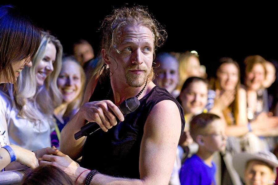 Zimní stadion v Českých Budějovicích ovládla hudební extraliga: Tomáš Klus, Lenny, Tata Bojs nebo Monkey Business