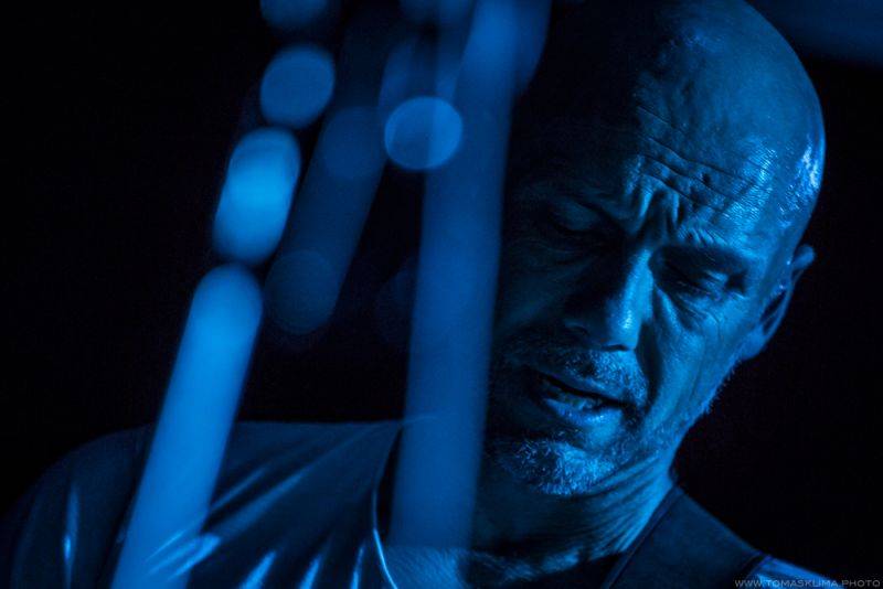 Chinaski pokřtili novou desku Není nám do pláče, kmotry se stali Taťána Kuchařová a Ondřej Brzobohatý