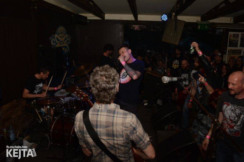 Davová psychóza v Praze rozvášnila fanoušky v rámci 30 Rokov Tour