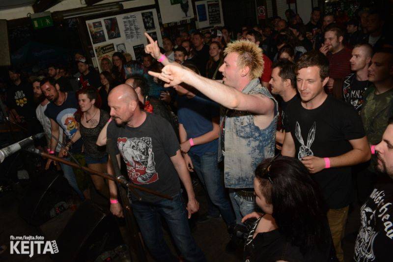 Davová psychóza v Praze rozvášnila fanoušky v rámci 30 Rokov Tour