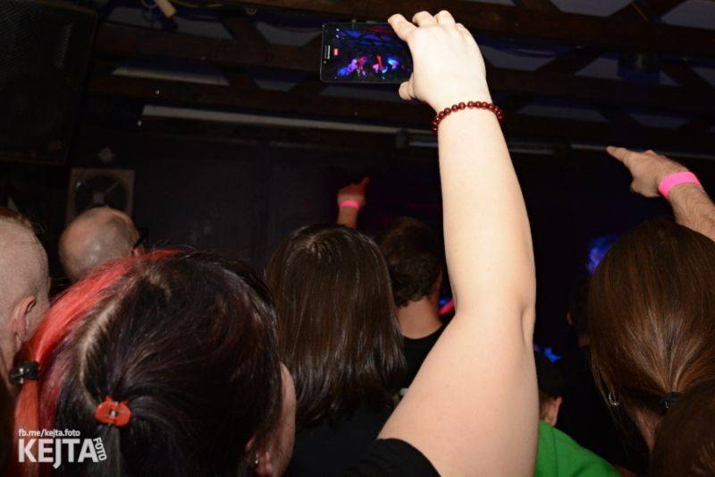 Davová psychóza v Praze rozvášnila fanoušky v rámci 30 Rokov Tour