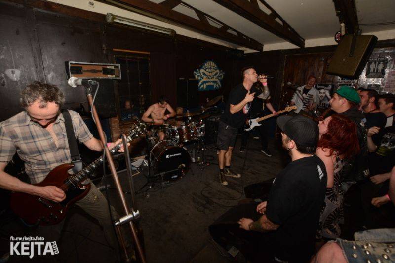 Davová psychóza v Praze rozvášnila fanoušky v rámci 30 Rokov Tour