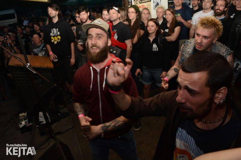 Davová psychóza v Praze rozvášnila fanoušky v rámci 30 Rokov Tour