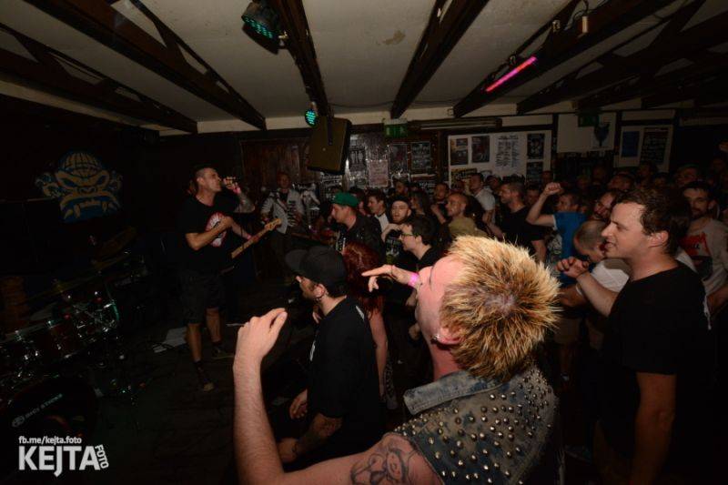 Davová psychóza v Praze rozvášnila fanoušky v rámci 30 Rokov Tour